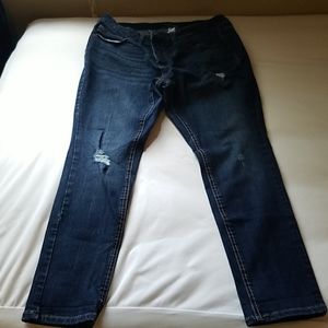 14 Petite Skinny Jeans